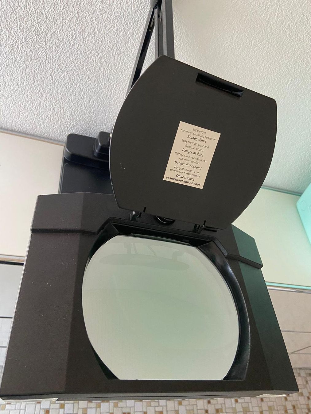 Lampade: MAUL Lupenleuchte / Lampe mit Standfuss – Usato da Laupersdorf venduto da Borer_Liquidationen 5