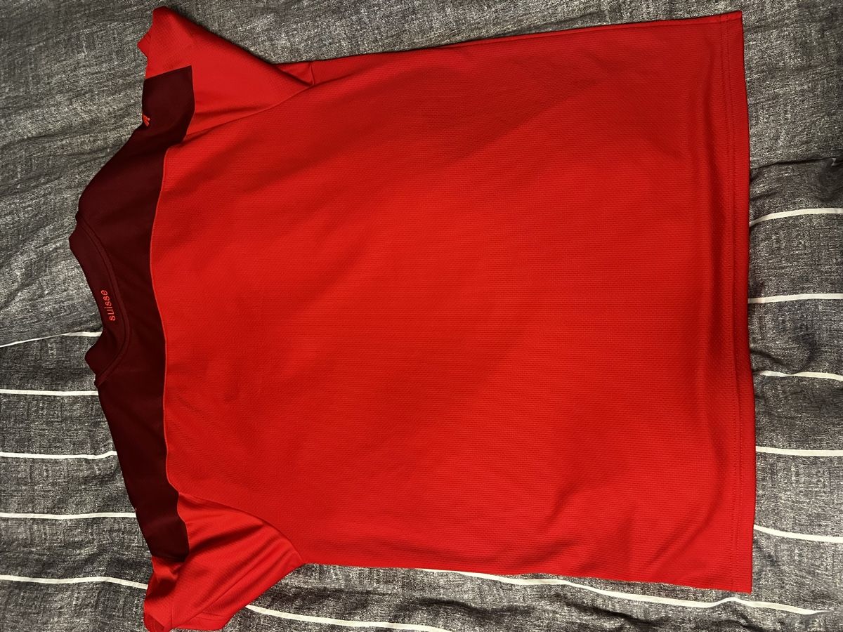 Puma Maillots de corps & Pantalons: Schweizer Nati Trikot – Neuf (Voir description) à Brunnen par Raffael_R 1