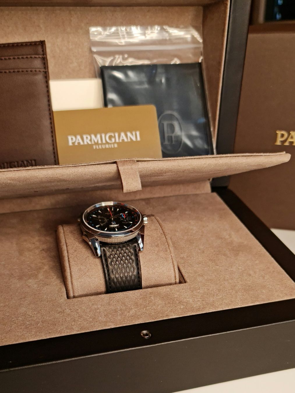 Parmigiani Fleurier Orologi: Parmigiani Fleurier Bugatti Aérolithe Performance – Nuovo e nell'imballaggio originale da Zug venduto da ClassOne 4