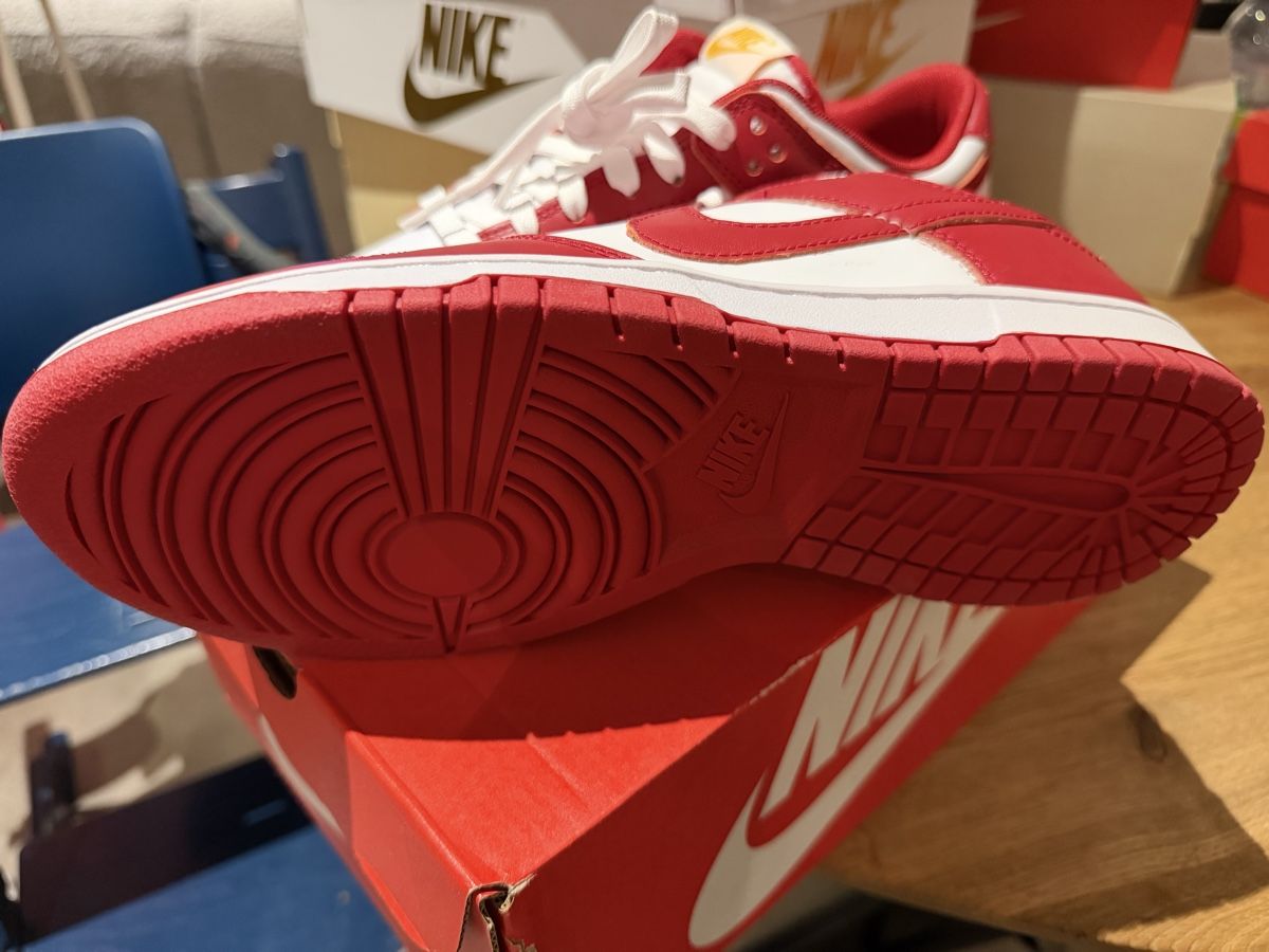 Nike Scarpe da uomo: Nike Dunk Low Rouge Taille 42,5 – Nuovo e nell'imballaggio originale da Villaz-St-Pierre venduto da pepe86 2