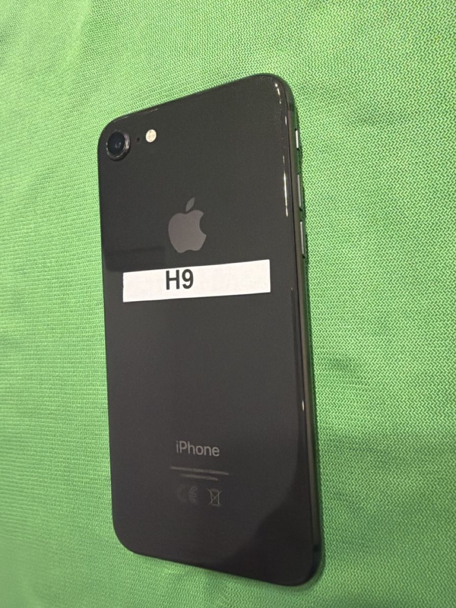Apple Portables: iPhone 8 / 256Gb / Schwarz / 100% Akku / H9 – D'occasion à Arbon par BaX_94 3