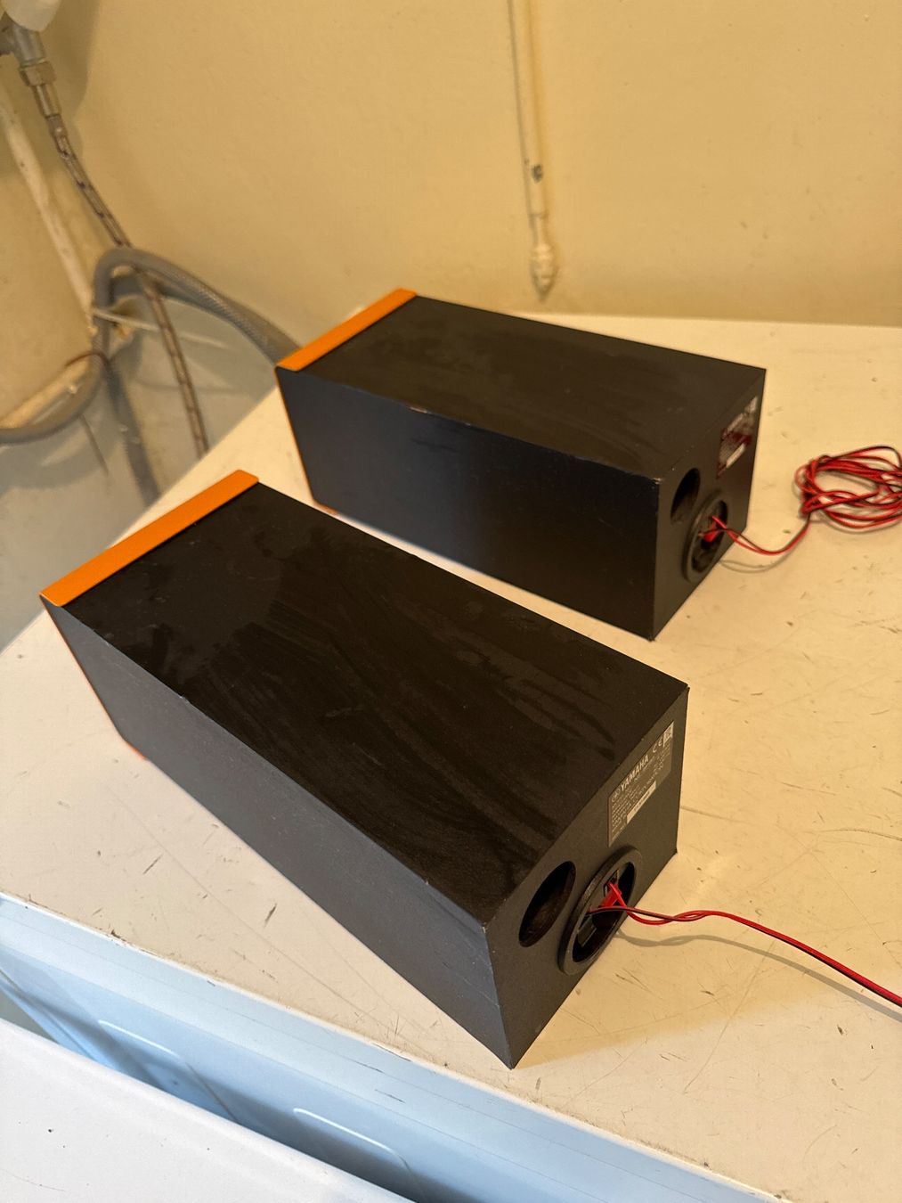 Yamaha Lautsprecher: 2 Haut- parleur Yamaha YST – Gebraucht aus St imier von sav_bjf9 8