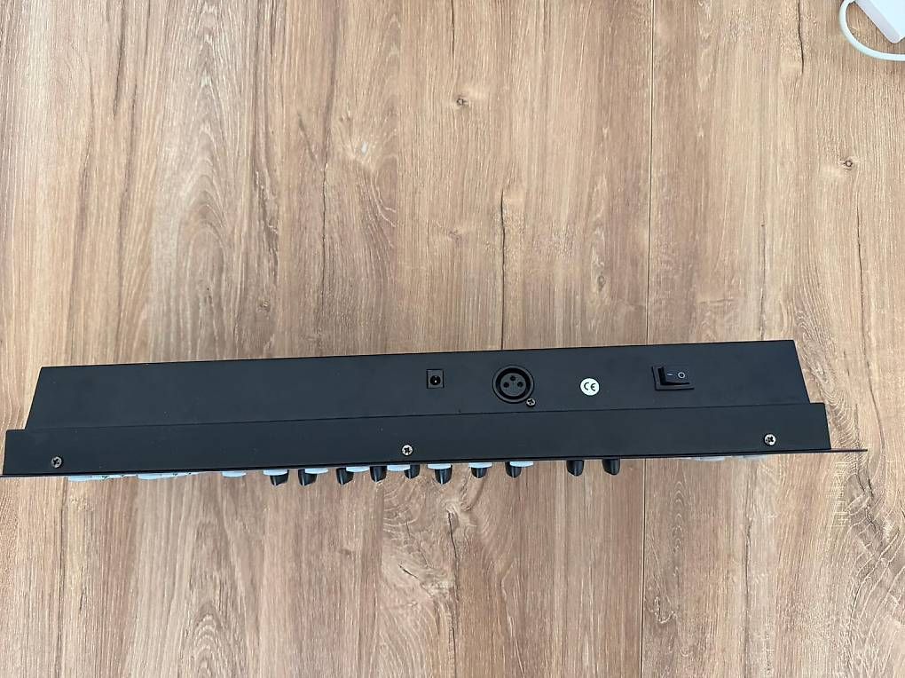 Sistema di controllo: Contrôleur DMX 512  gestion éclairage DJ – Usato da La Chaux-de-Fonds venduto da vmateus 1