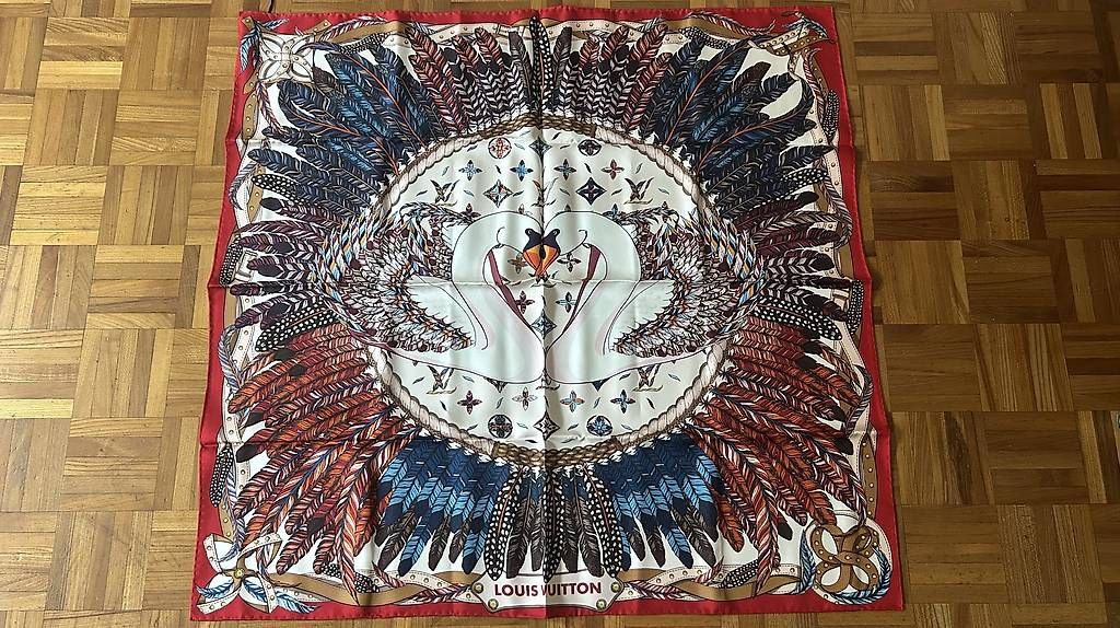 Louis Vuitton Foulards & écharpes: Seidentuch Louis Vuitton – Neuf (Voir description) à Birsfelden par willow1