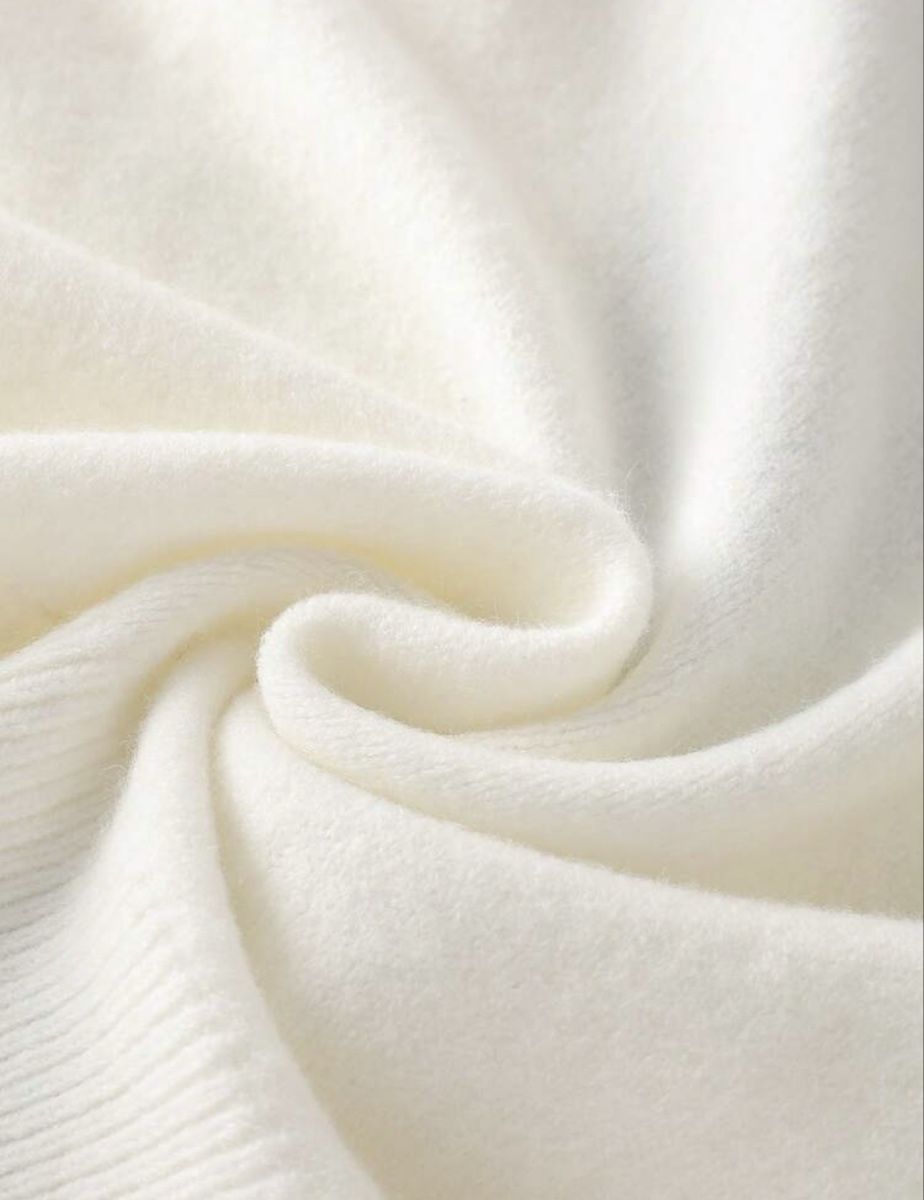 Gilets & Westen: Cardigan – Neu und originalverpackt aus Châtel-St-Denis von Montclair_Swiss 7