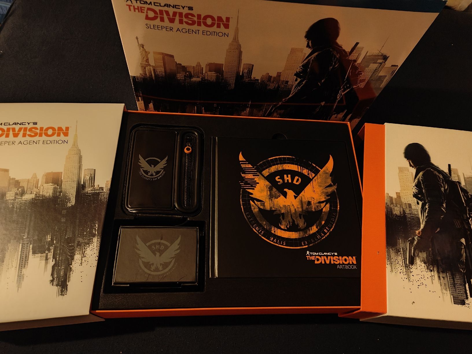Giochi: The Division Sleeper Agent Edition mit Spiel & Tasche & Buch – Usato da Rothrist venduto da SiddharthaMoon 2
