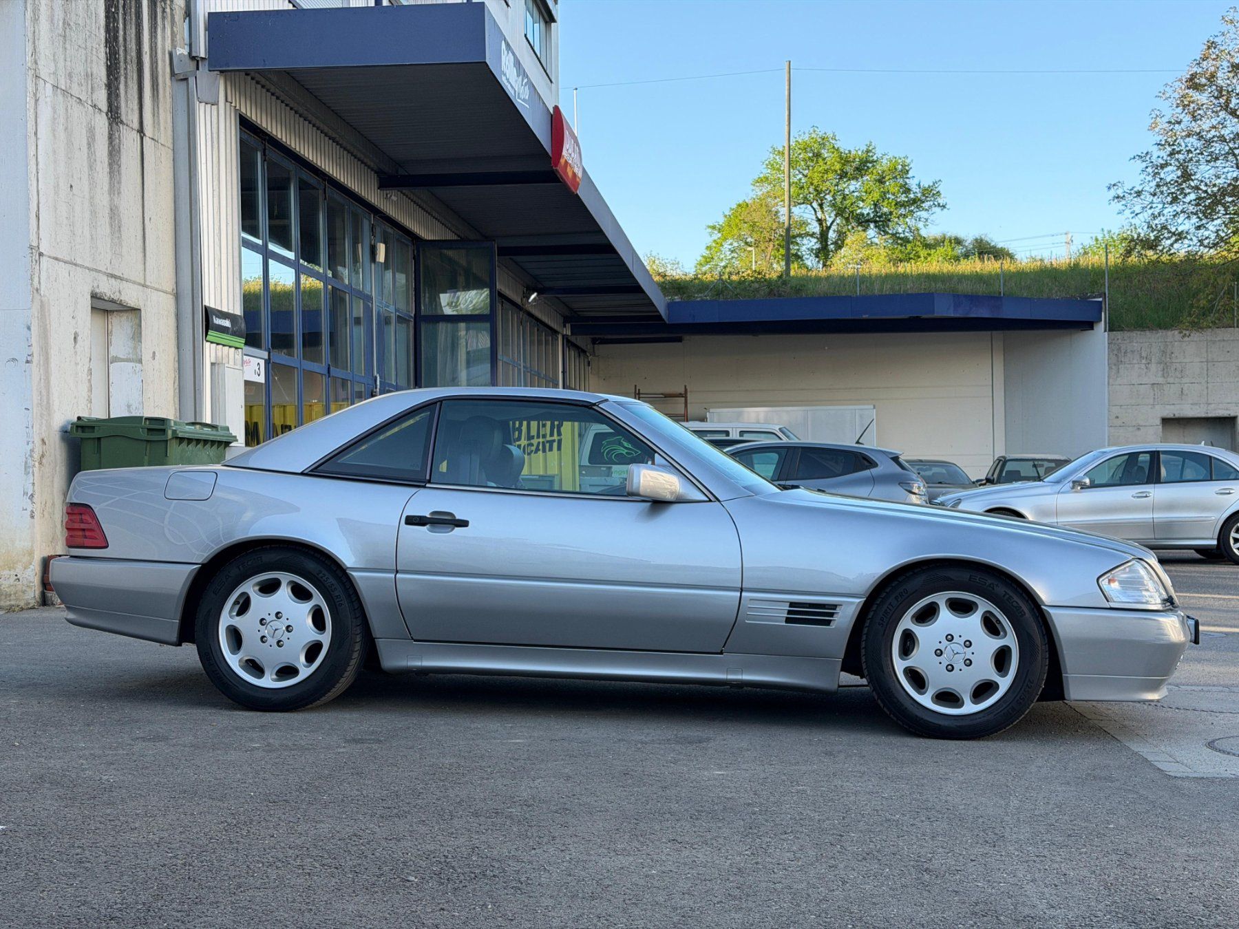 Mercedes-Benz Automobili: Mercedes SL 320 Cabrio – Usato da Dachsen venduto da my19 2