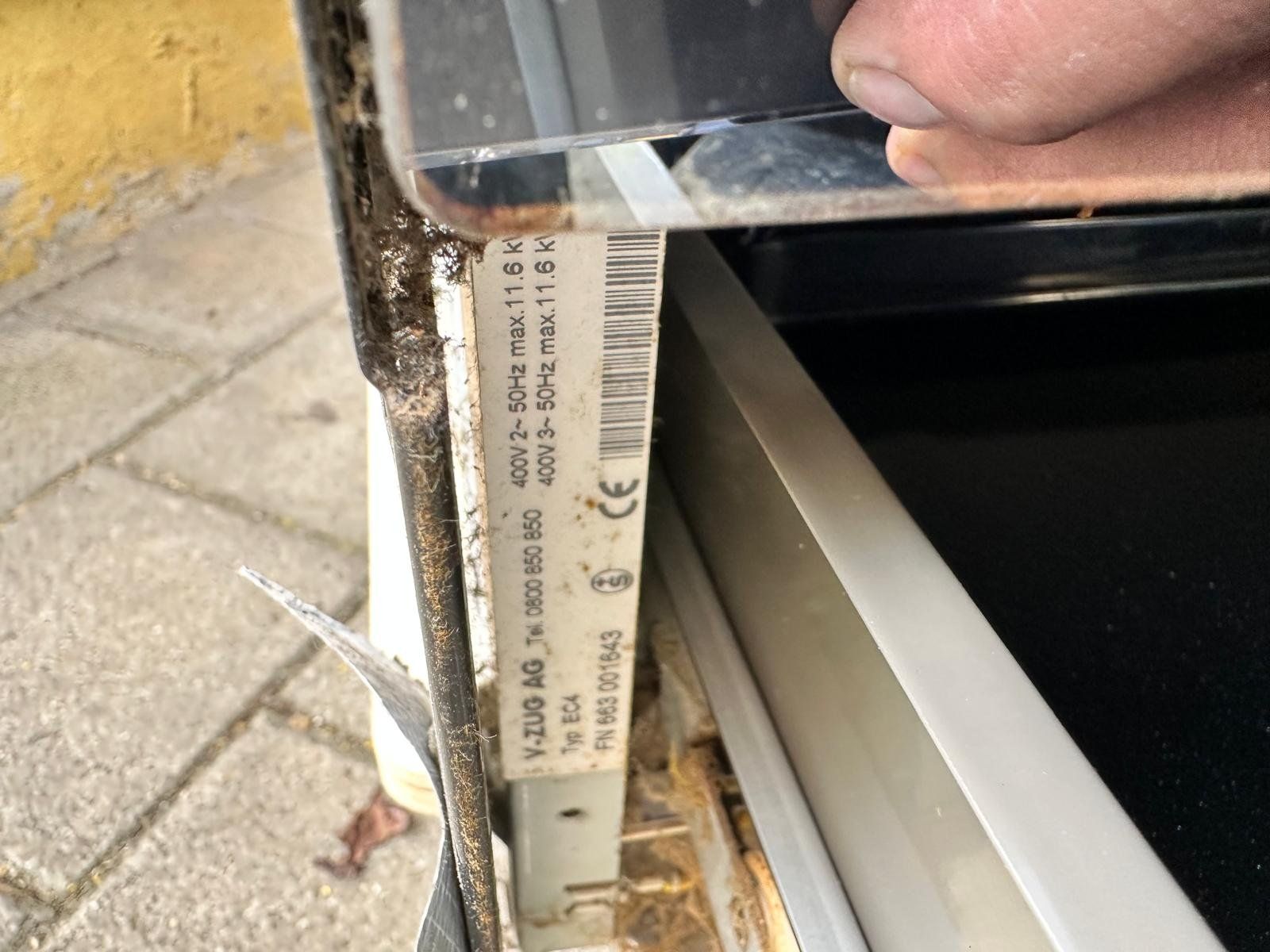 V-Zug Forni: Backofen mit Glaskeramik V-ZUG – Usato da Spreitenbach venduto da Space_X 4