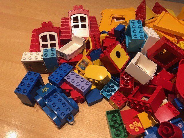 Lego Giocattoli: Lego Duplo 2.5 kg – Usato da Altbüron venduto da zet_pnw5 1