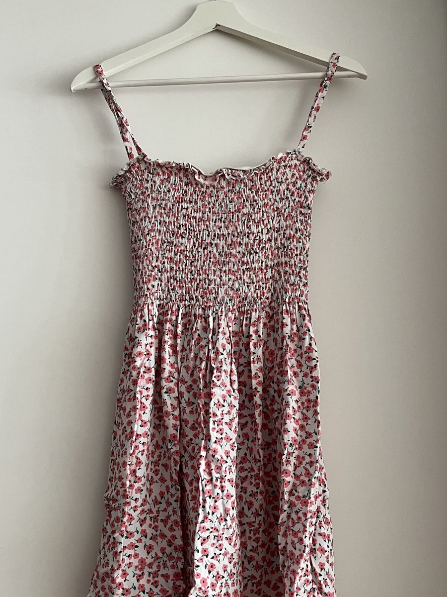 Vestiti: geblümtes Kleidchen 🌺 – Usato da Glis venduto da jos_hj8q