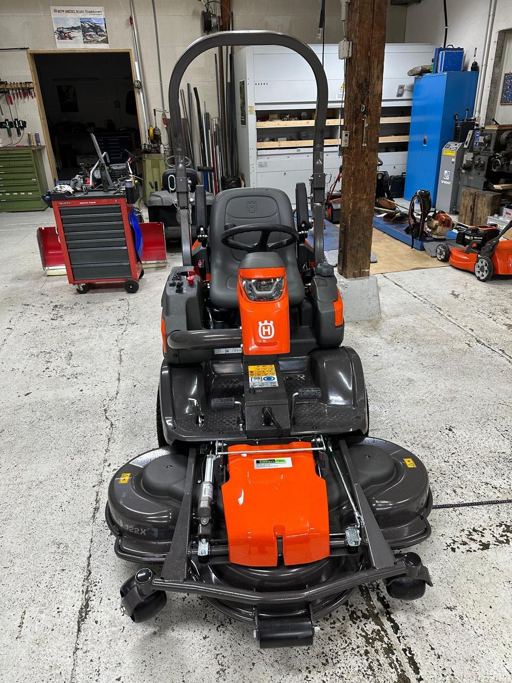 Husqvarna Tagliaerba: Husqvarna Rasentraktor P524X – Usato da Richterswil venduto da Silvad84