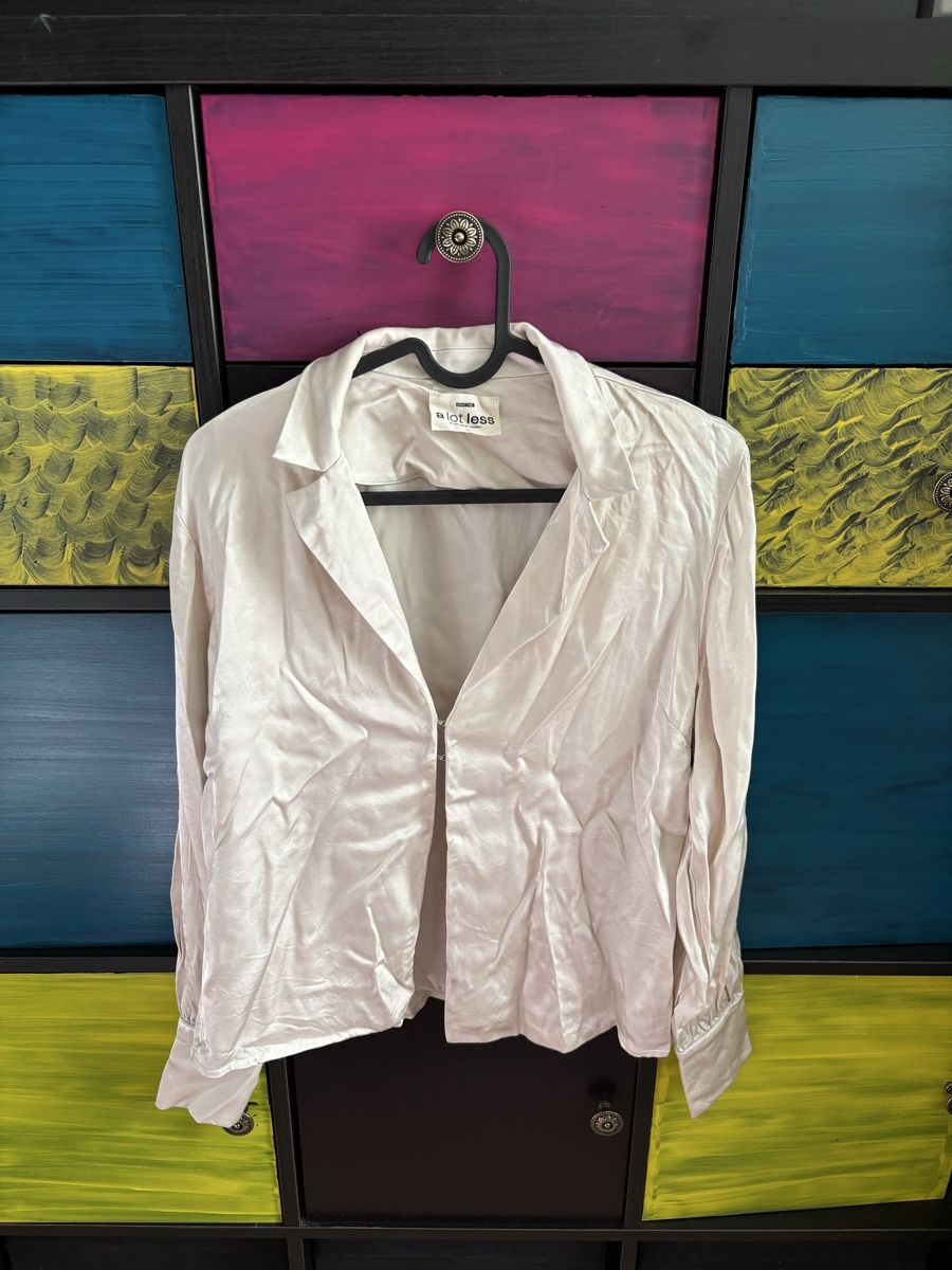 Blusen: A lot less Bluse, Gr. 38, elegant – Gebraucht aus Bülach von reaos