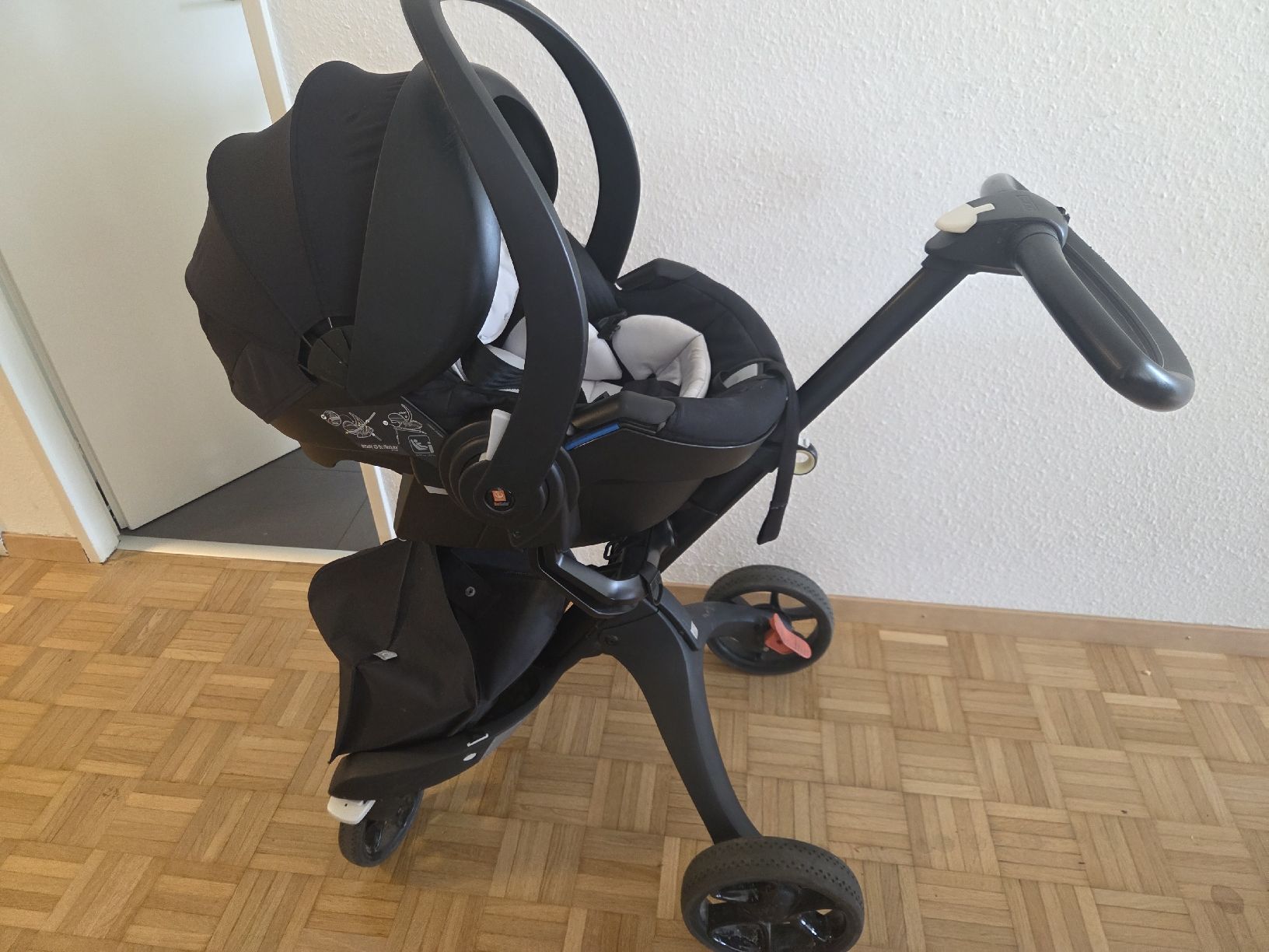 Stokke Carrozzine: Trio Poussette Stokke Xplory – Usato da Meyrin venduto da sof_5ltz 6