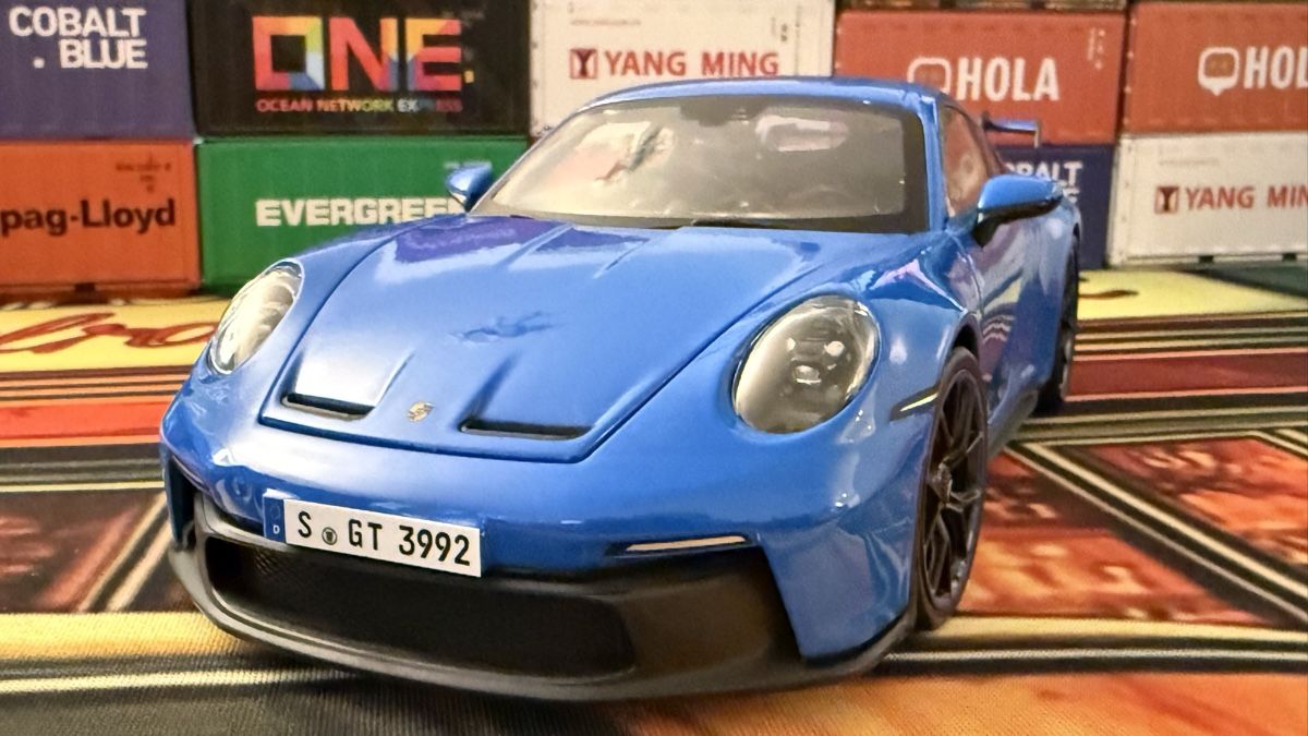 Porsche Modellini d'auto: Porsche 911 GT3 blau  1:18 – Nuovo e nell'imballaggio originale da Basel venduto da Zomeg 5
