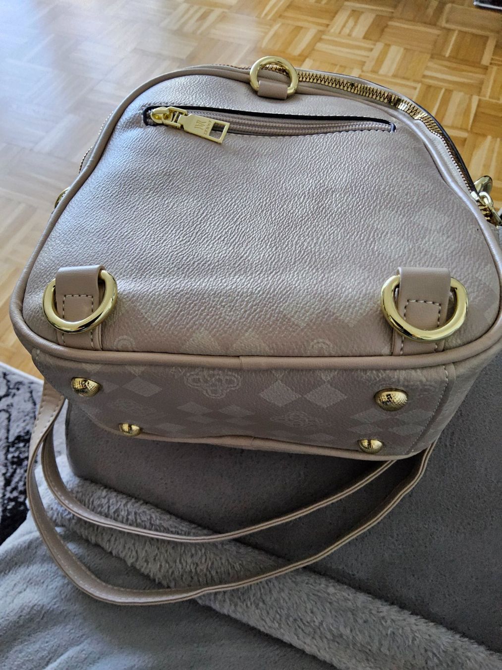 Zaini: Keiner Rucksack mit viel Stauraum – Nuovo (secondo la descrizione) da Dällikon venduto da mara666hund 3