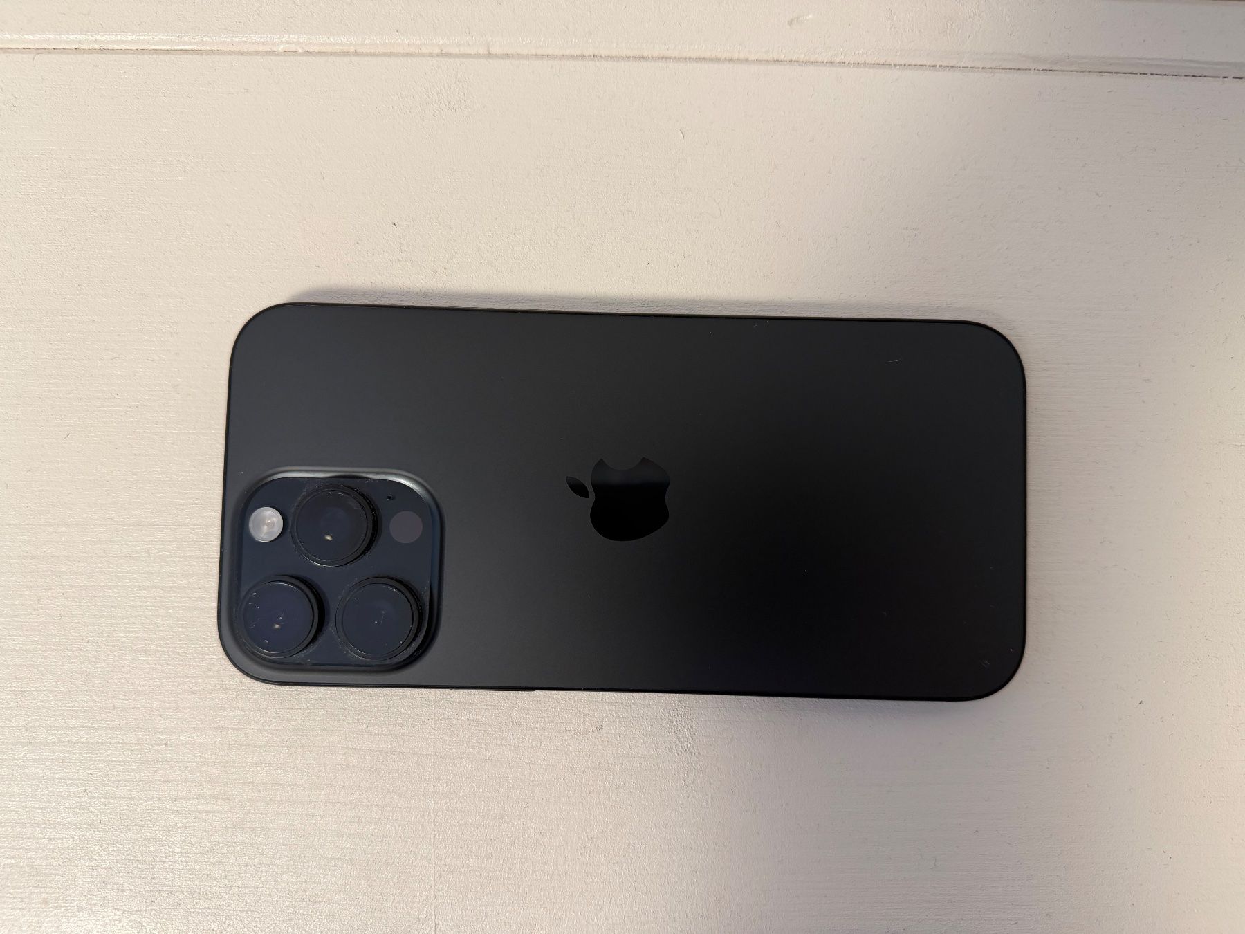 Apple Telefoni cellulari / Smartphones: iPhone 16 Pro Max, 512GB, Nero Grafite – Usato da Lugano venduto da ALockers 1