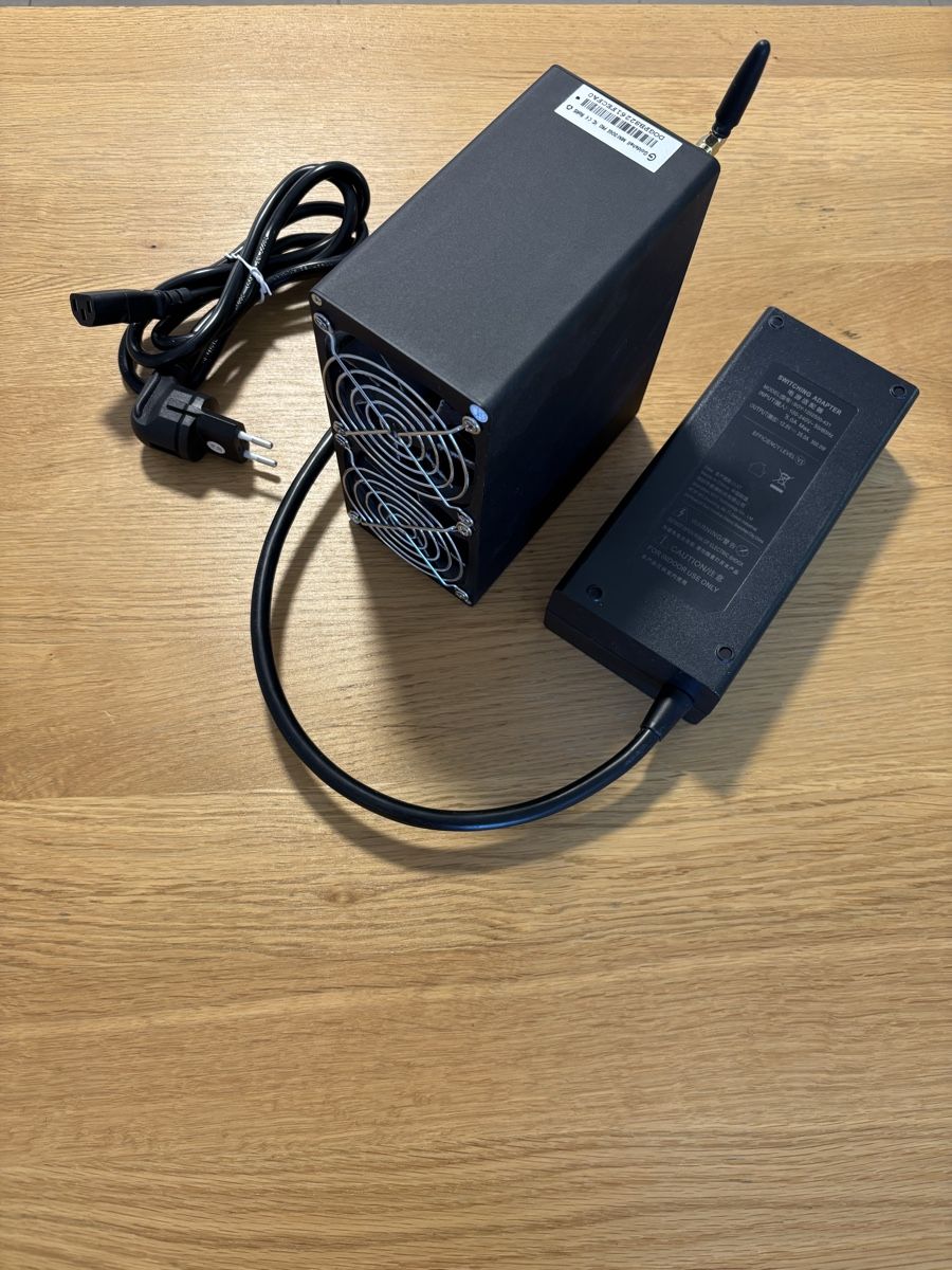 Goldshell Coin Miner: Goldshell Mini DOGE Pro ASIC Miner + Netzteil – Defekt aus Muri AG von Kev90_ 1