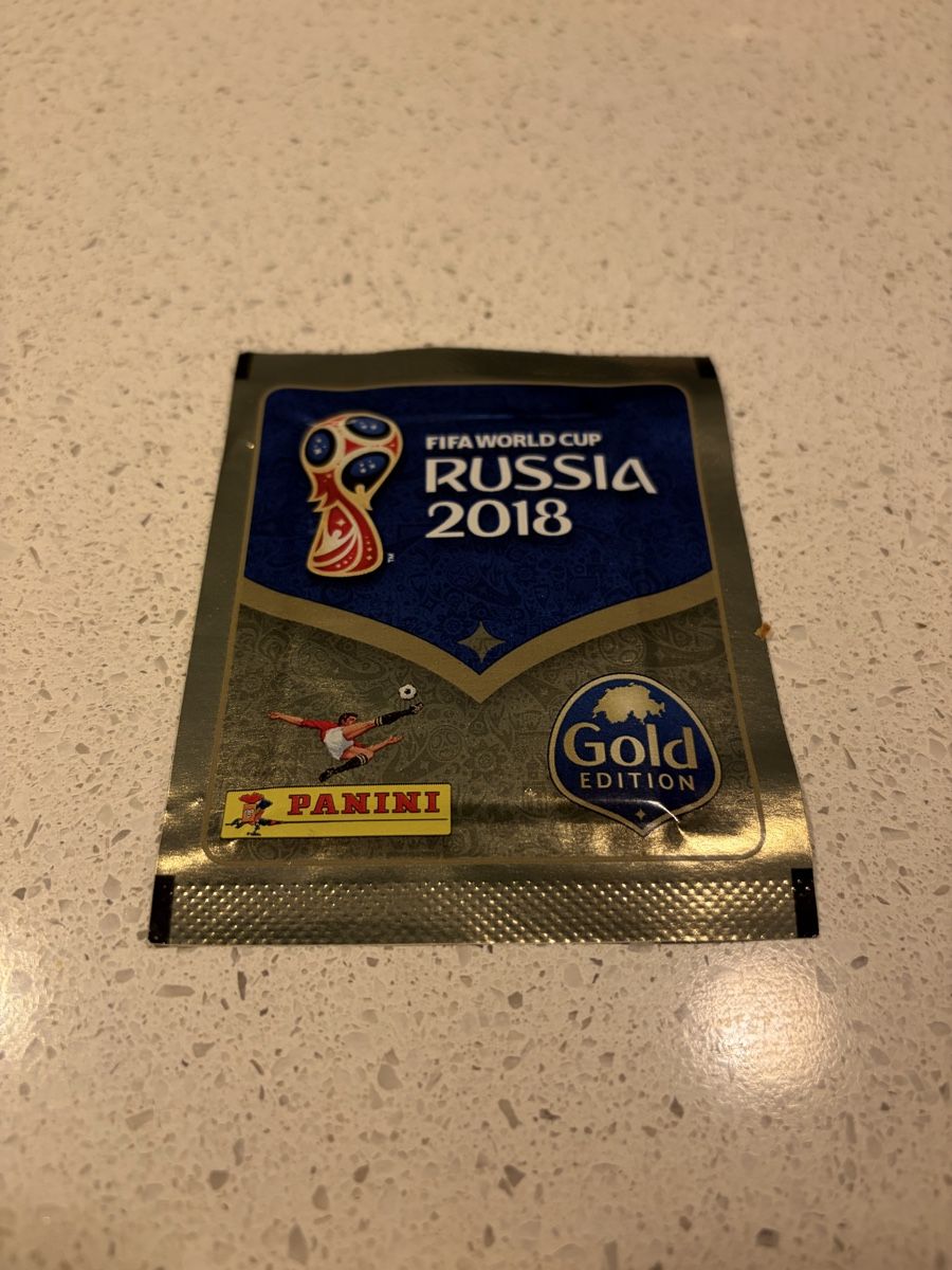 Panini Carte collezionabili: 10 Tüten panini WM 2018 gold  – Nuovo (secondo la descrizione) da Treyvaux venduto da goali1fcea 1