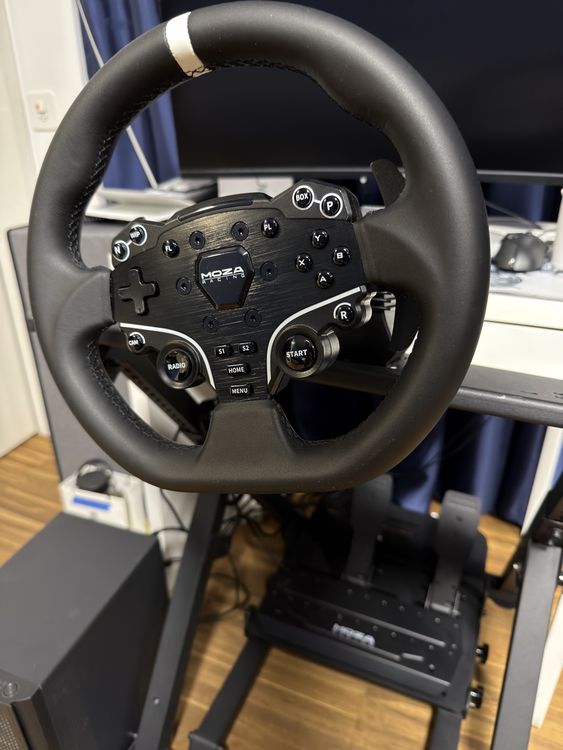 Moza R5 Racing Set + NLR wheel stand 2.0 (Neu (gemäss Beschreibung)) in ...