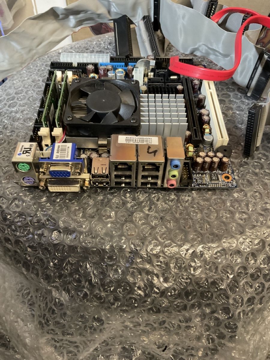 Mainboards: Pc Bord – Gebraucht aus Urdorf von AMBASSADOR 1