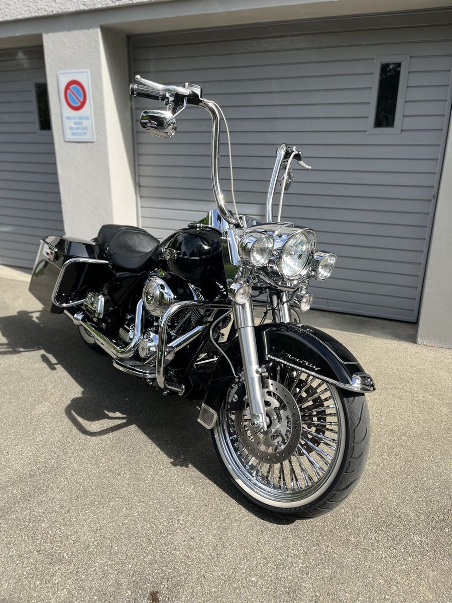Harley-Davidson Chopper: Harley Davidson Road King Classic Chicano – Gebraucht aus Winterthur von KN88 1