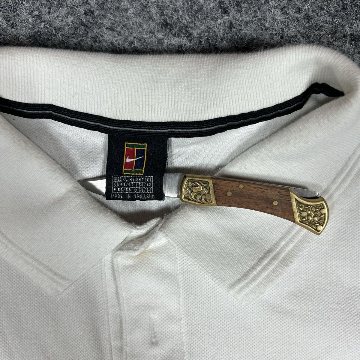 Nike Polos: 2000s nike tennis polo  – D'occasion à La Sagne NE par Matlasape 1