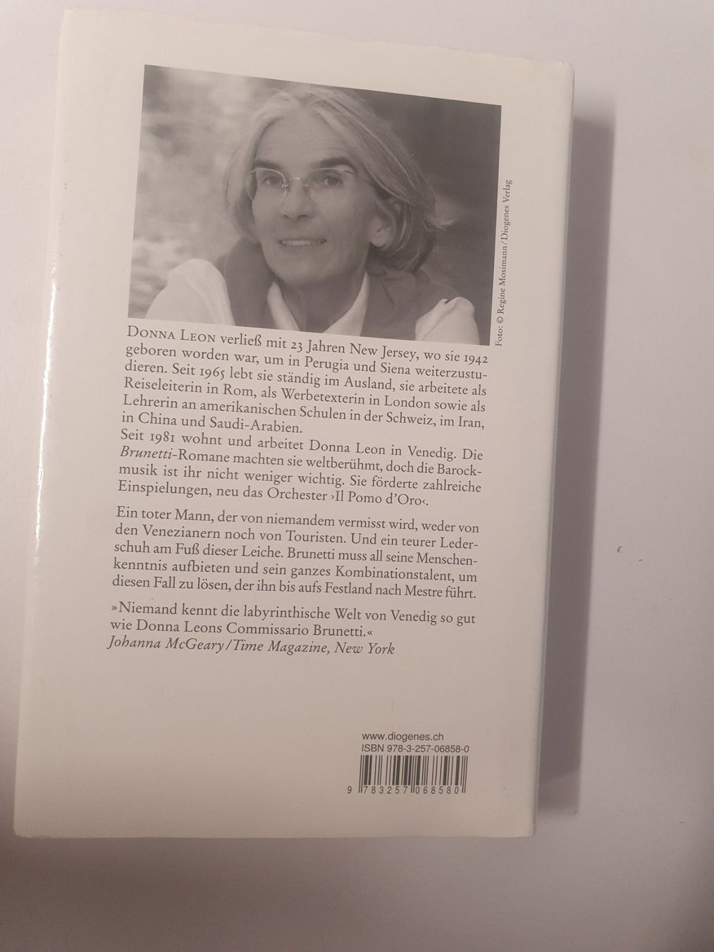 Libri: Donna Leon Tierische Profile Diogenes Werner Schmitz – Usato da Zürich venduto da Alibaba1234 1