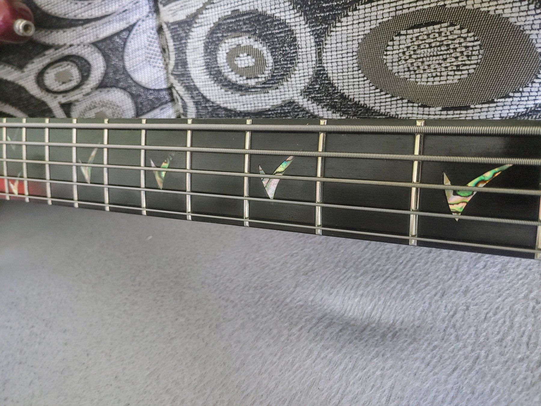Strumenti musicali: Neuser Courage 5 Bass – Usato da Pratteln venduto da dado1972 6
