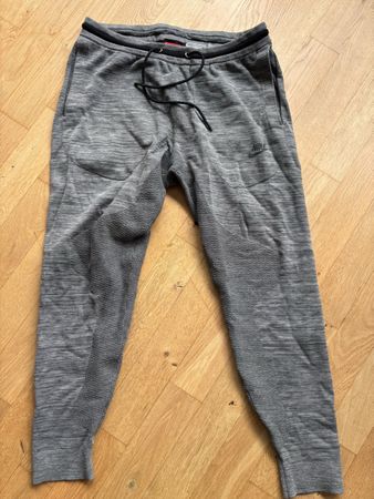 Jogging NIKE TECH KNIT JOGGER "DARK GREY HEATHER"