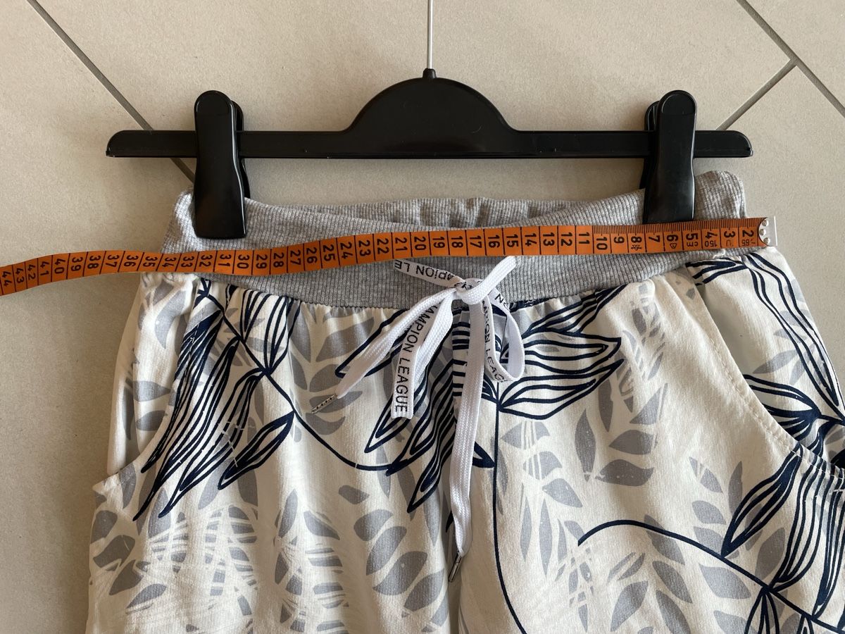 Pantaloni: Damenhose Gr M – Nuovo (secondo la descrizione) da Rüti ZH venduto da kar_xx9l 2