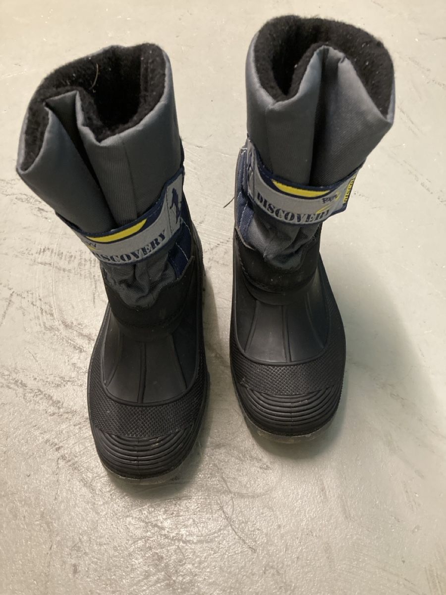 Scarpe per ragazzi: Winterstiefel Gr. 35 – Usato da Uttigen venduto da daeni_83