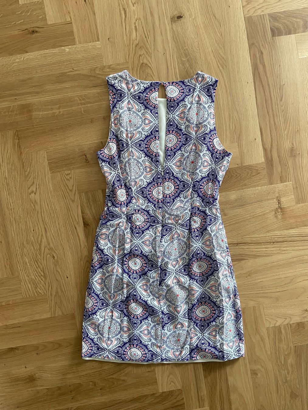 Only Kleider: Sommerkleid von ONLY, Grösse 36/38 – Gebraucht aus Wohlen AG von Michi761 1