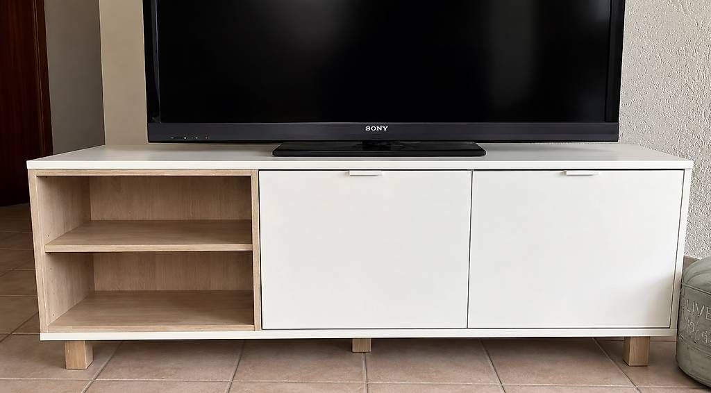 TV Möbel: Meuble tv blanc – Gebraucht aus Riddes von sab_9t9k