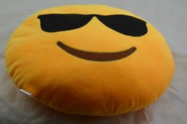 Cooler Smiley Kissen