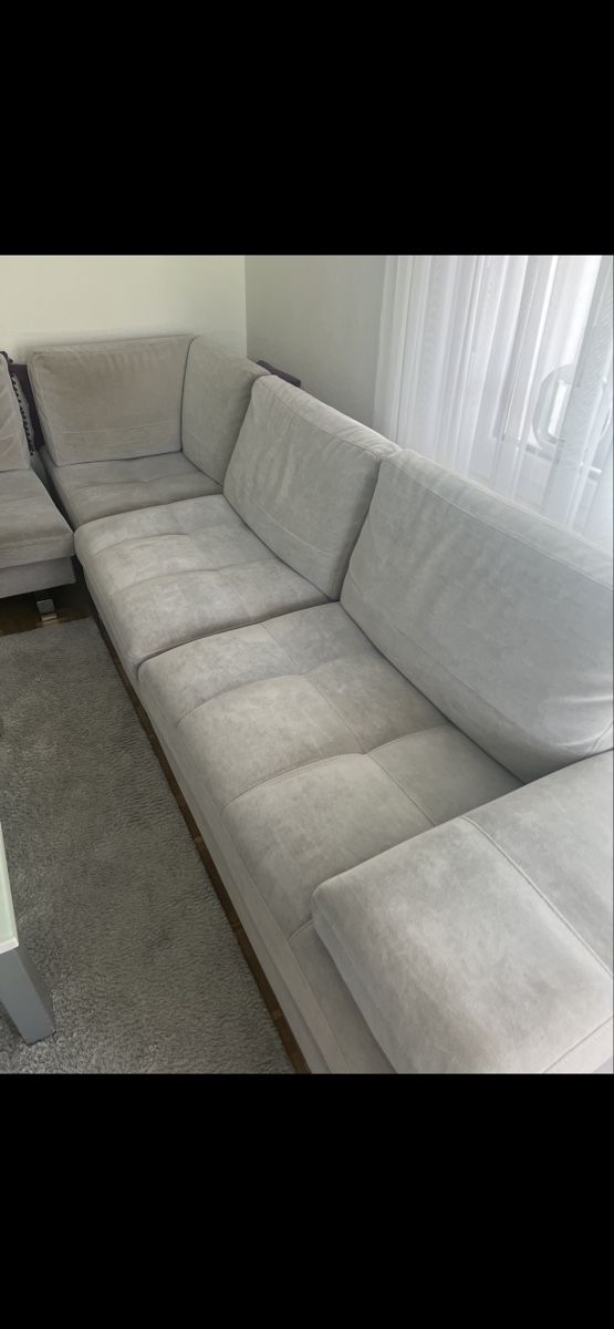 Sofas: Ecksofa grau 3.20x2.75m gebrauchtem  Zustand – D'occasion à Rüti ZH par Halece