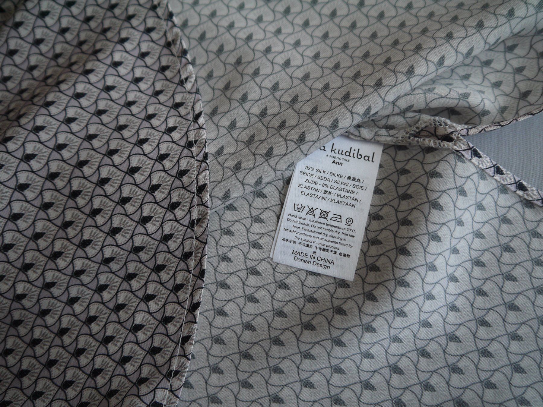 Hemisphere Blusen: HEMISPHERE Bluse aus 100%Seide Gr.S-M – Gebraucht aus Hagendorn von Blaf 2