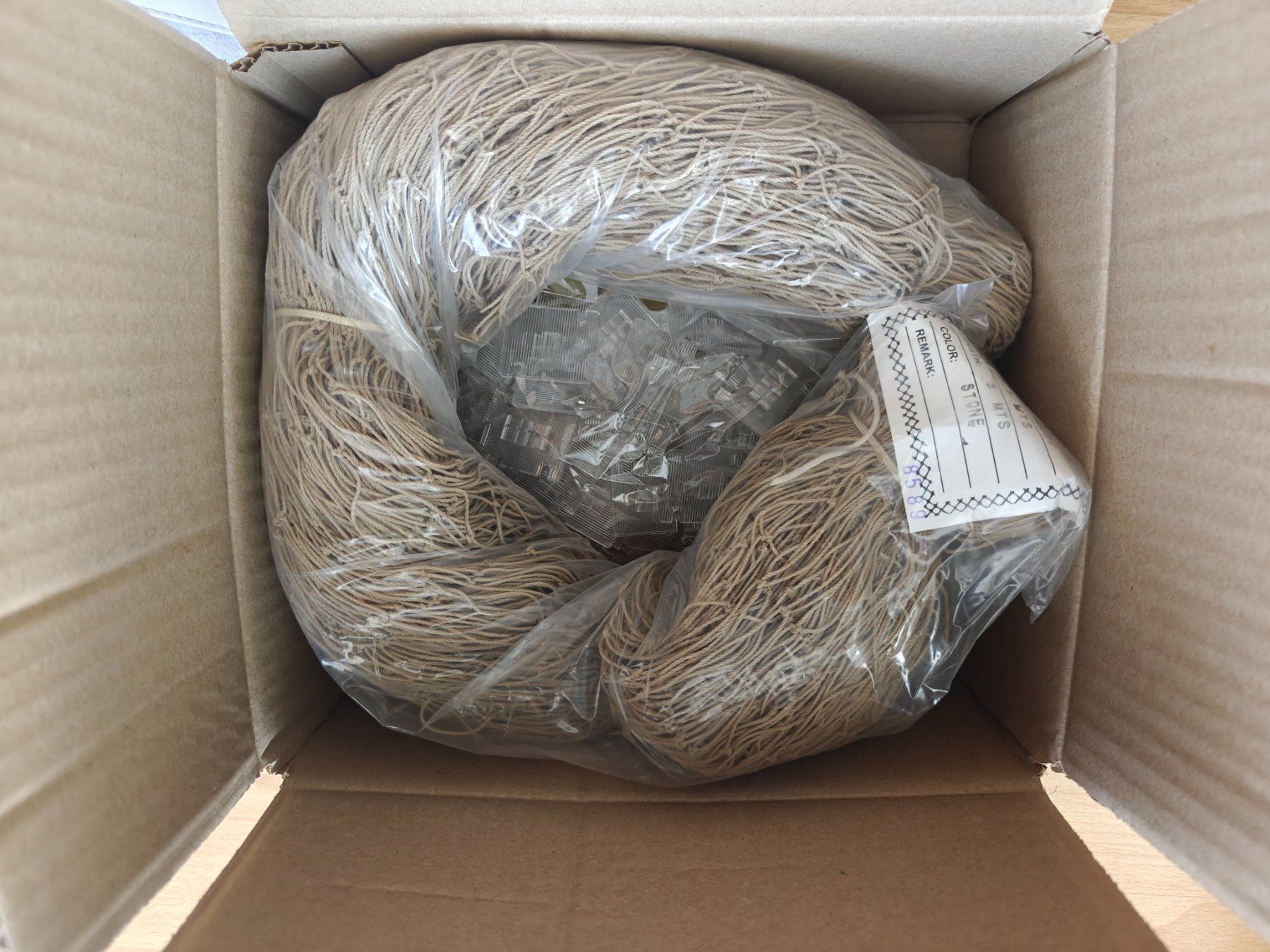 Supporti a parete: FastNet filet pour balcon NEUF – Nuovo e nell'imballaggio originale da Biel/Bienne venduto da Nekomimi 2