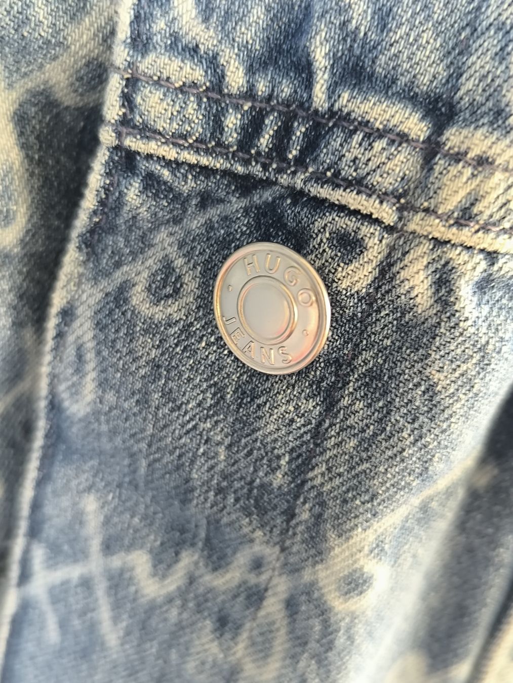 Hugo Boss Jeans: Hugo Jeans  – Nuovo (secondo la descrizione) da Oftringen venduto da Lejaleja 4