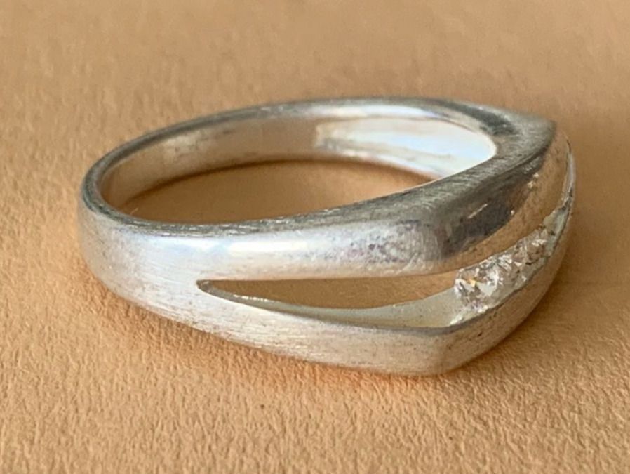 Ringe: Silberring 3 Steine klassic (gr. 55.5) – Gebraucht aus Dittingen von Bellevista 2