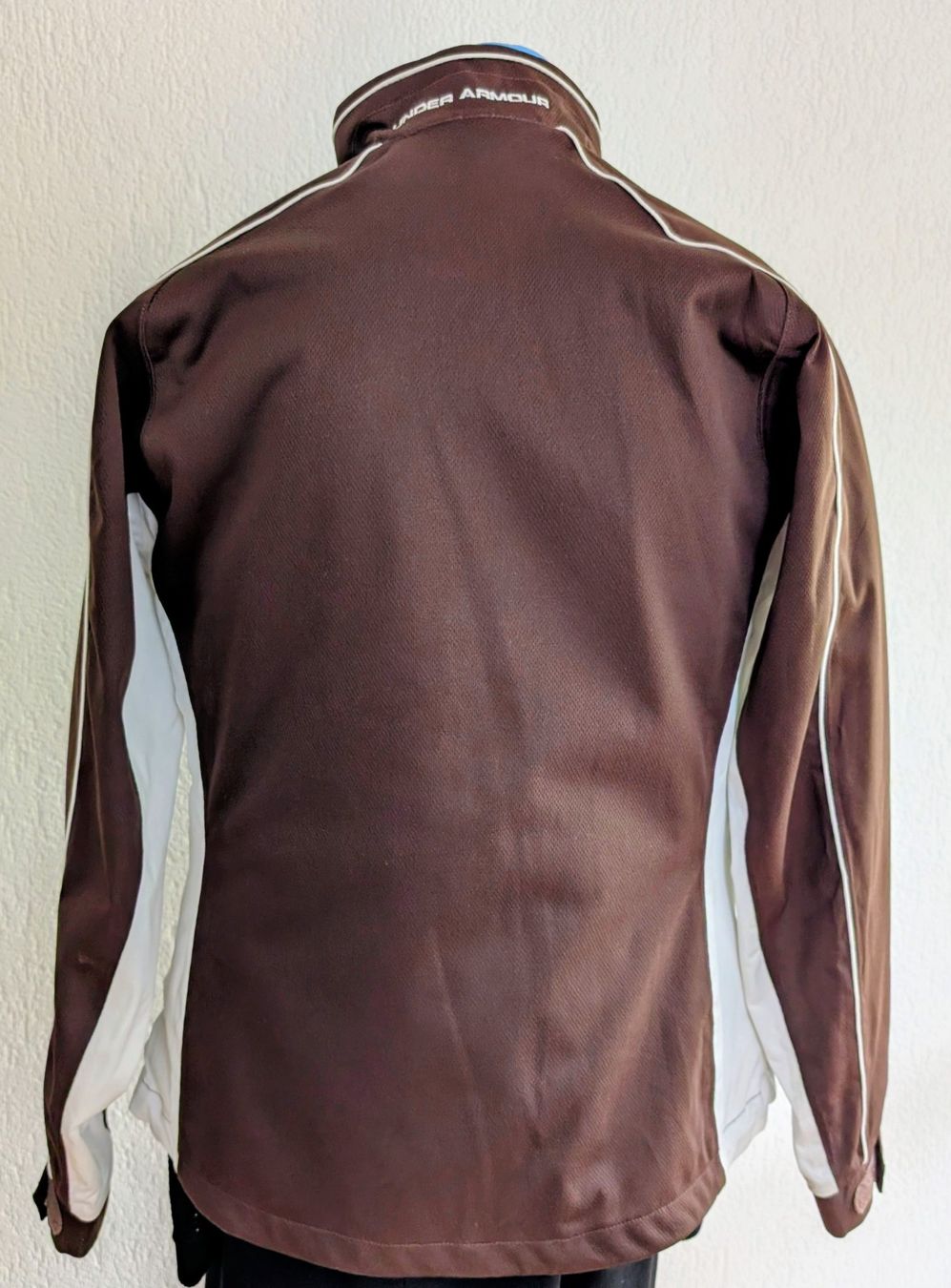 Under Armour Giacche: UNDER ARMOUR Damen Jacke – Usato da Horgen venduto da Toscanafan 1