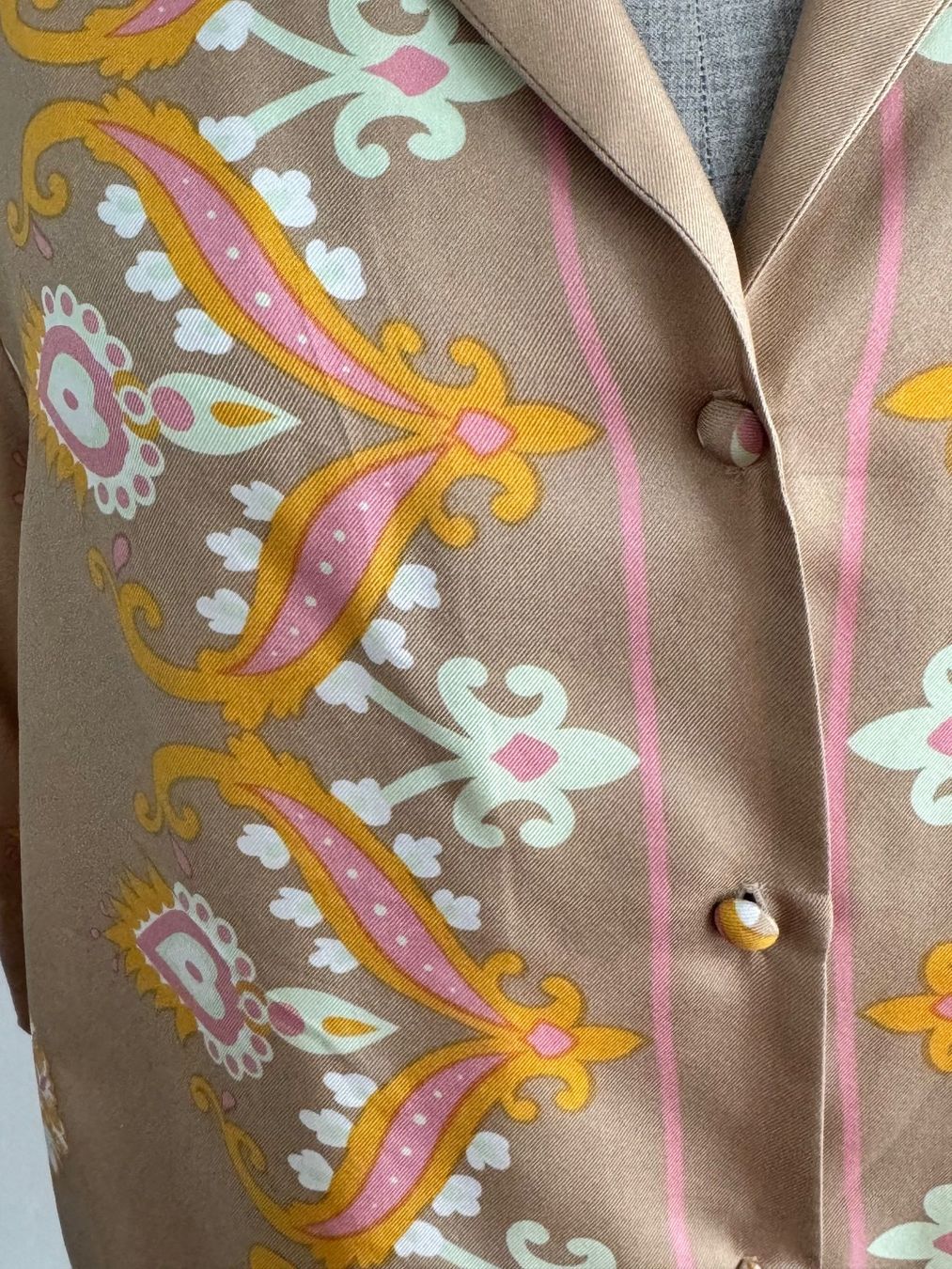 Sandro Blusen: Seidenbluse von Sandro in Grösse 2 – Neu (gemäss Beschreibung) aus neerach von Ywonder 1