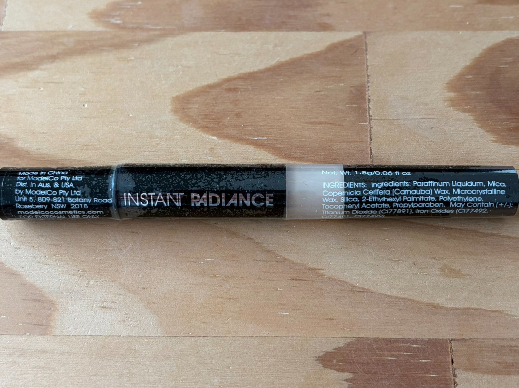 Make-up: Model co Instant Radiance Concealer – Nuovo e nell'imballaggio originale da Schlieren venduto da con_hdp9 2
