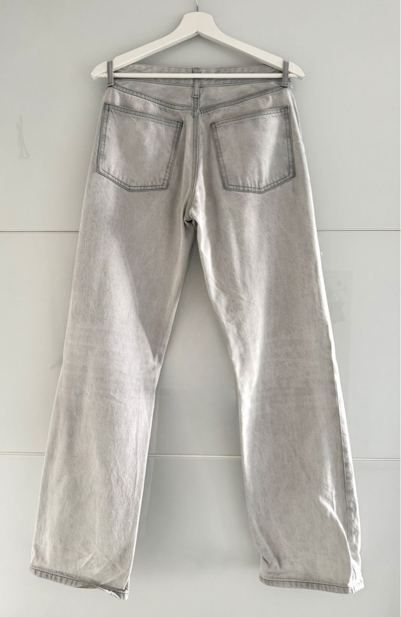 Jeans: Graue Denim Jeans – Gebraucht aus Birmenstorf AG von las.e 1