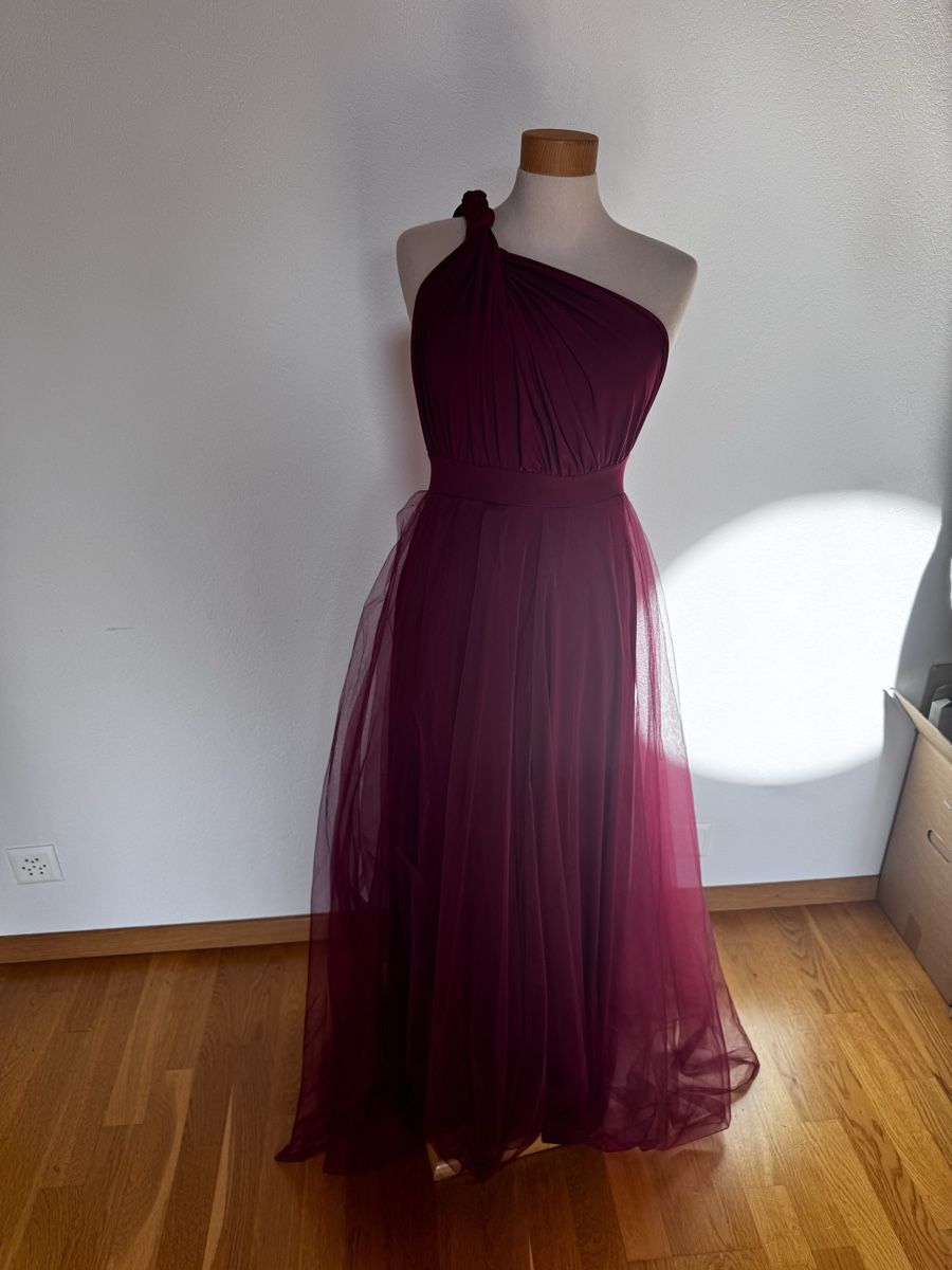 Vestiti: Kleid / Brautjungfern Kleid – Usato da Hünibach venduto da s.leptir 2