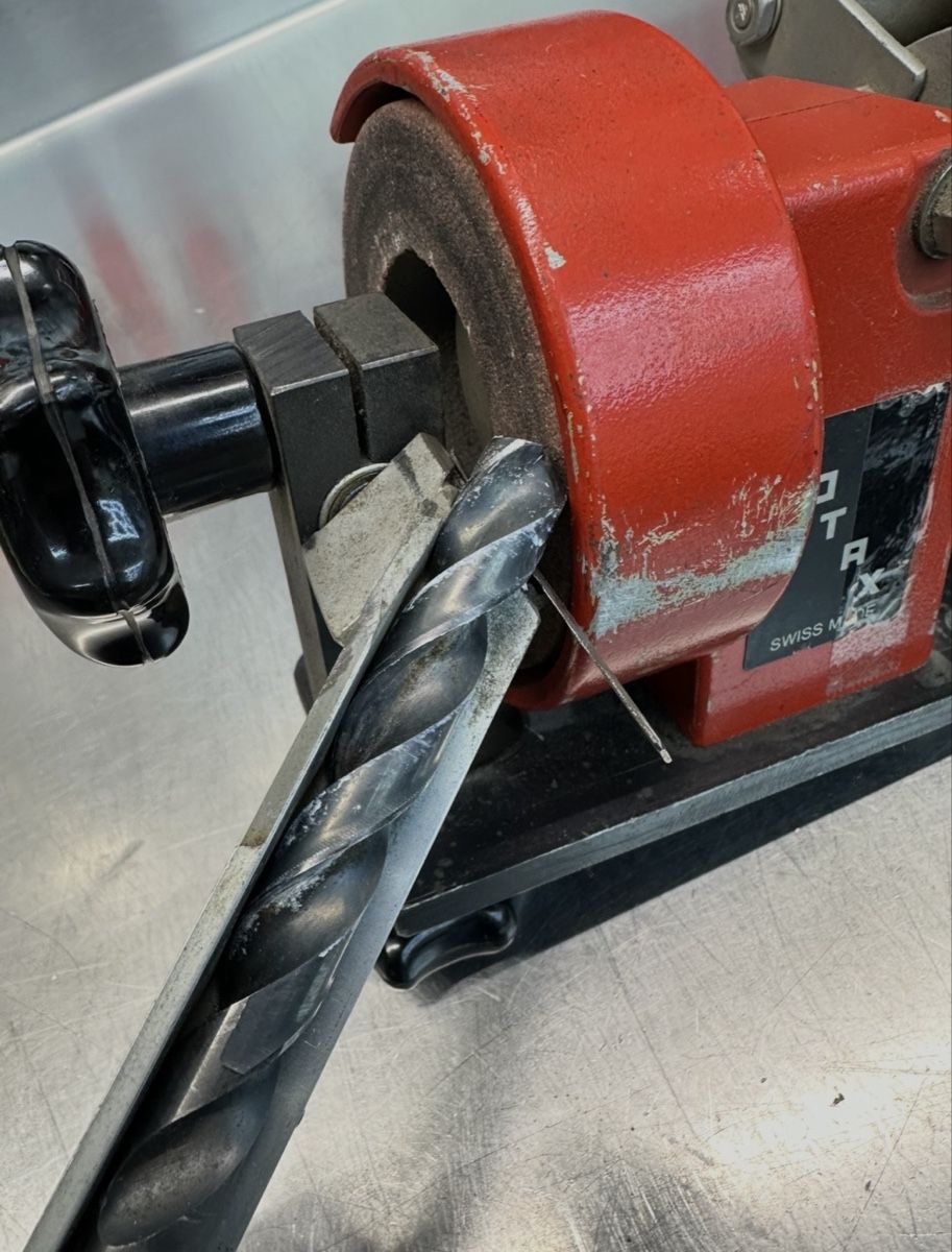 Metabo Smerigliatrici & Lucidatrici: Rotax Bohrerschleifmaschine – Usato da Schwende venduto da weesli 9