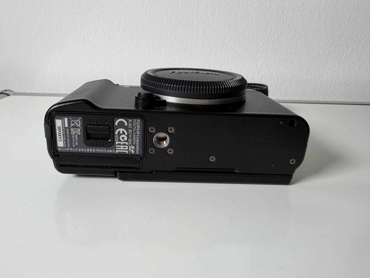 Fujifilm Kamera: Fujifilm X-A1 Top Zustand – Gebraucht aus Wittenbach von therealmoonstone 3
