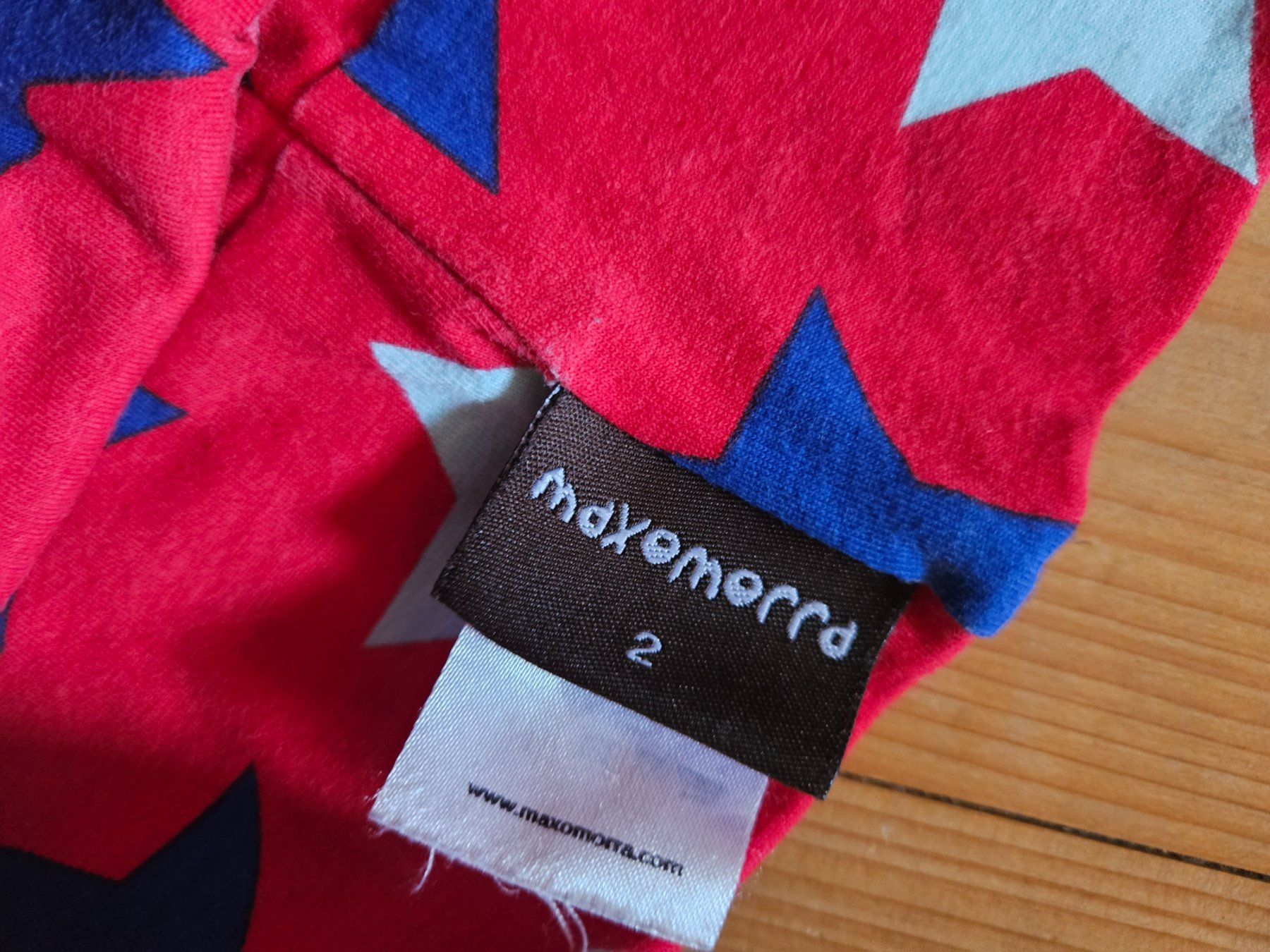 Altro abbigliamento per bambino: 2 Kinder Buff, Schlauchschal, Bio, Maxomorra & people – Usato da Rifferswil venduto da fle_5nqr 1