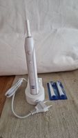 Braun Oral-B Pulsonic Schallzahnbürste + 2 Bürsten
