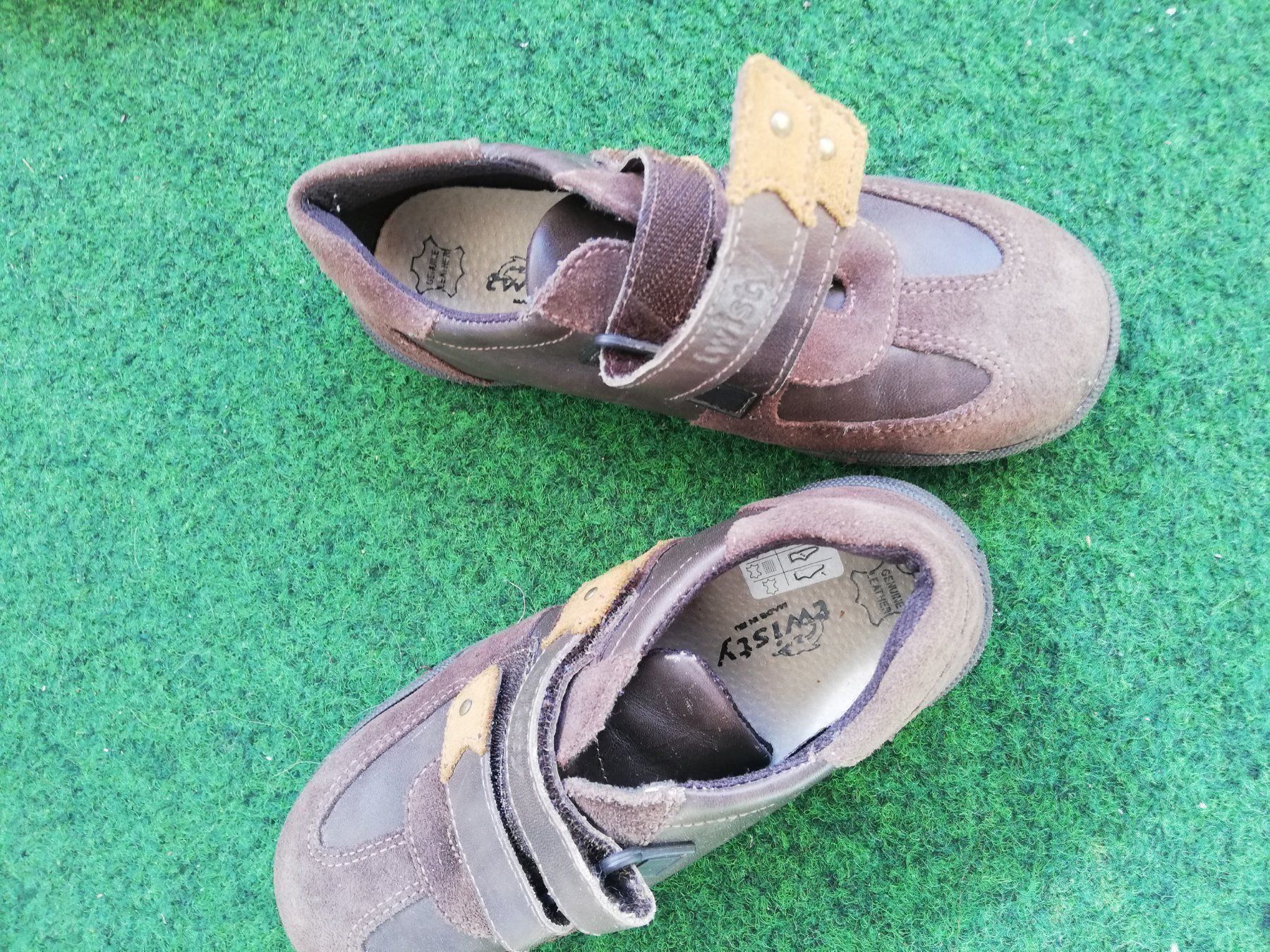 Scarpe per ragazzi: Schuhe Twisty Leder + Rote ..Grösse 32 – Usato da Davos Platz venduto da wauwauin 4