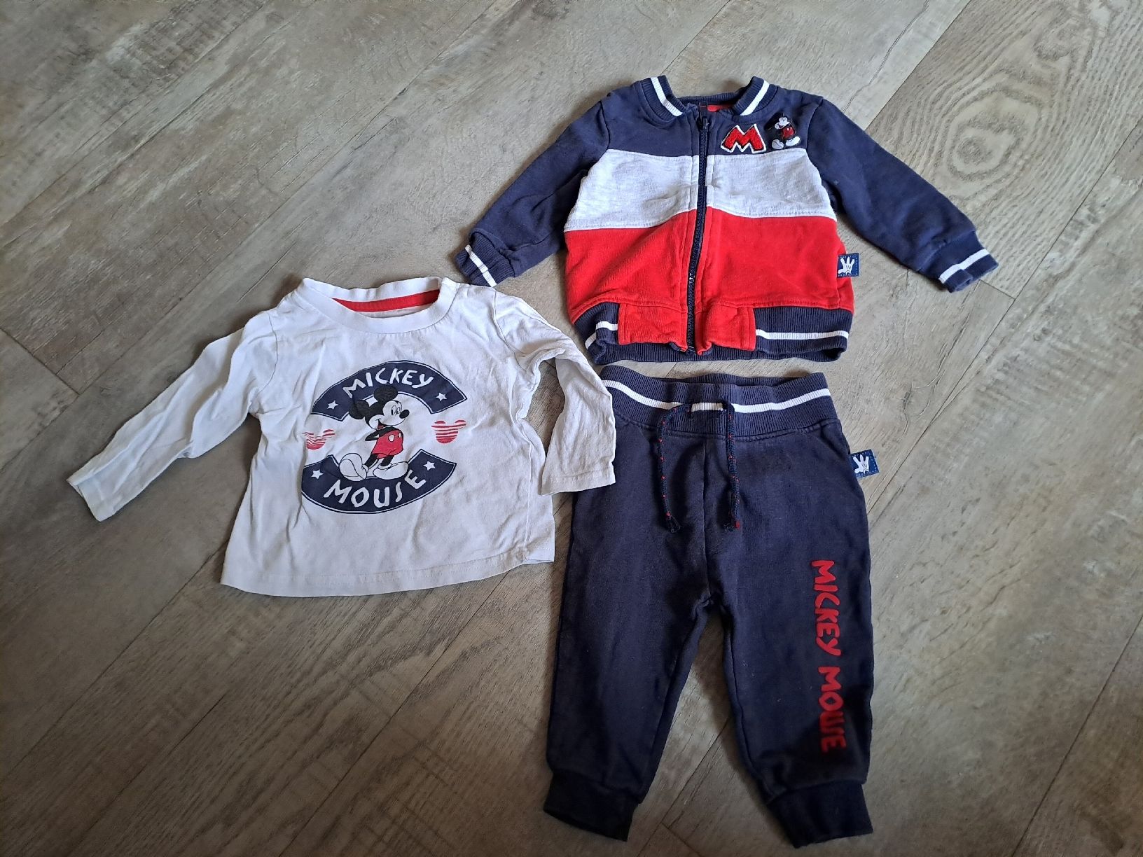 Maglioni & Felpe: Mickey Mouse Baby Set Gr. 74, Disney – Usato da Rickenbach LU venduto da bishiida 1